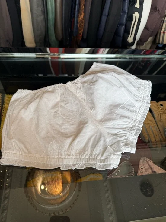 Kittens White Ruffled Cotton Bloomers with Rosette Accent - Picture 5 of 5